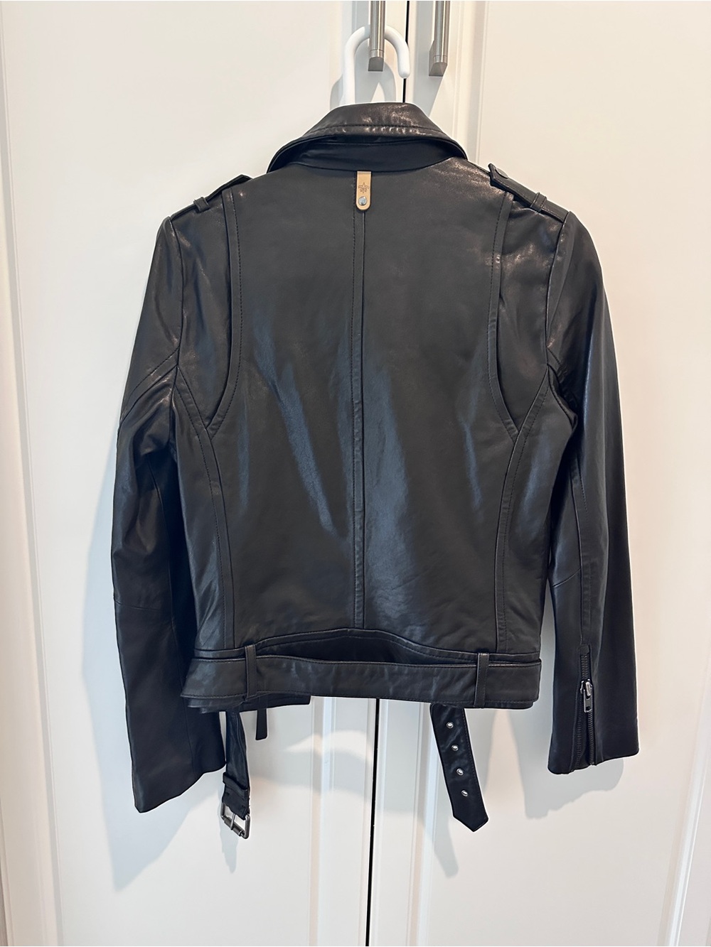 Mackage x Aritzia Real Leather Jacket - Picture 3 of 6